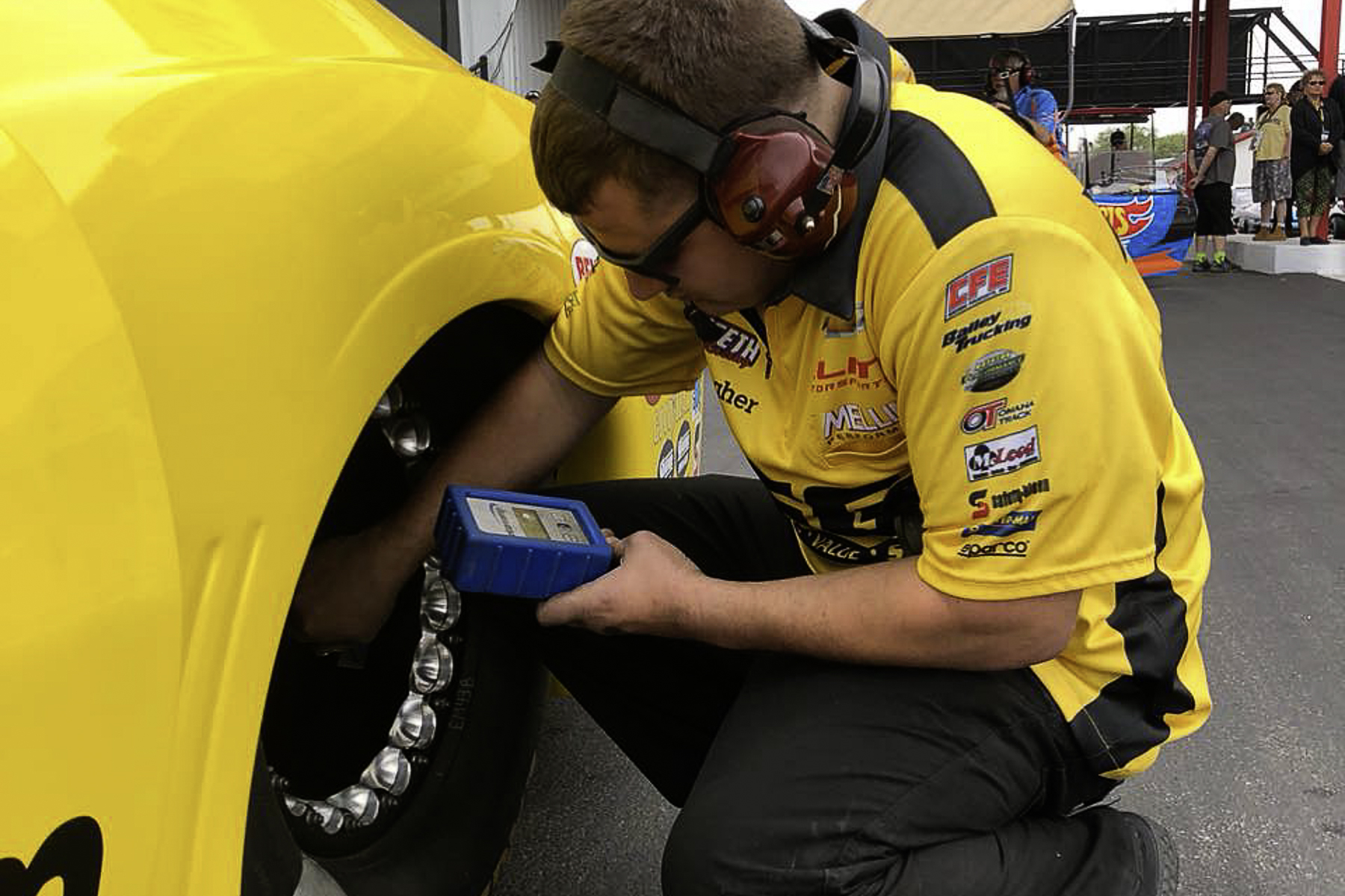 Intercomp Explains Benefits of Digital Gauges