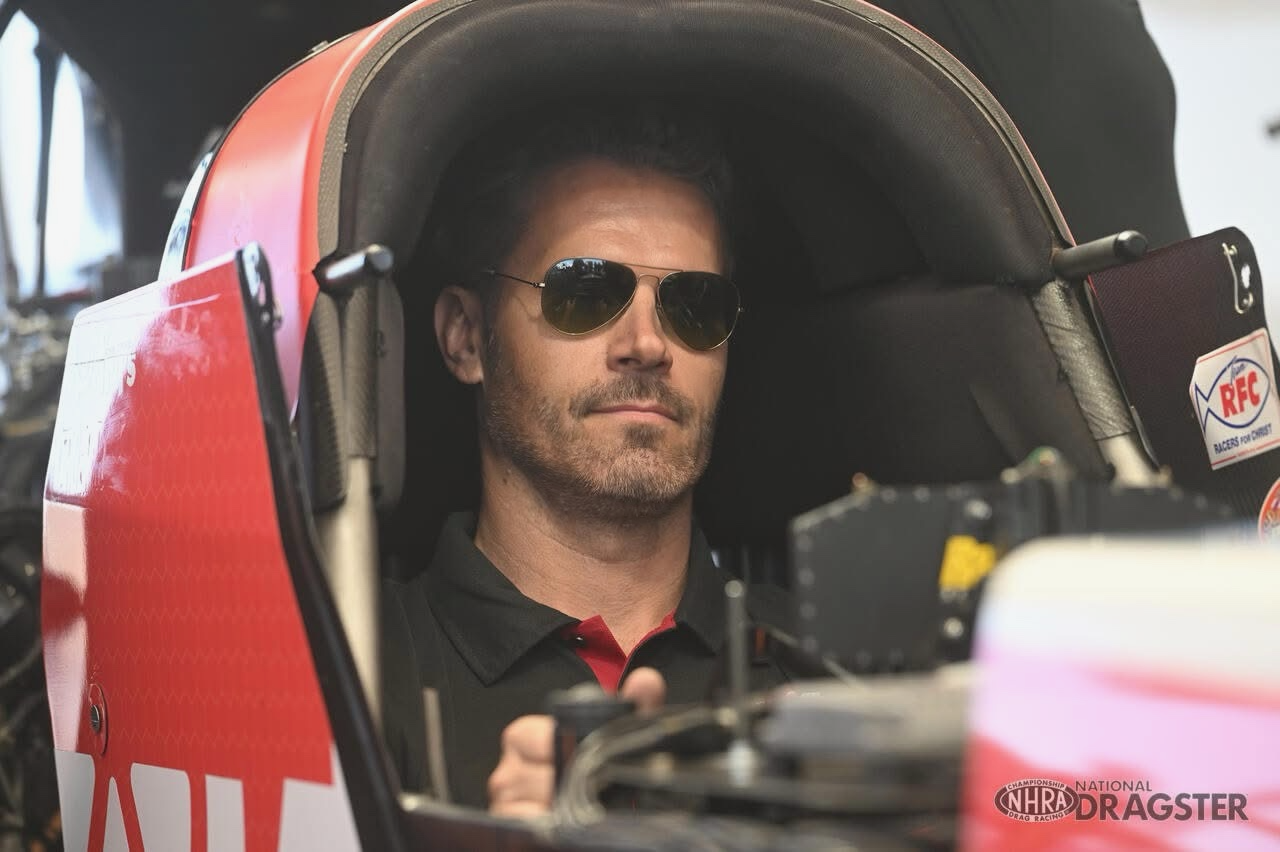 Travis Shumake Races A Nostalgia Funny Car In Phoenix