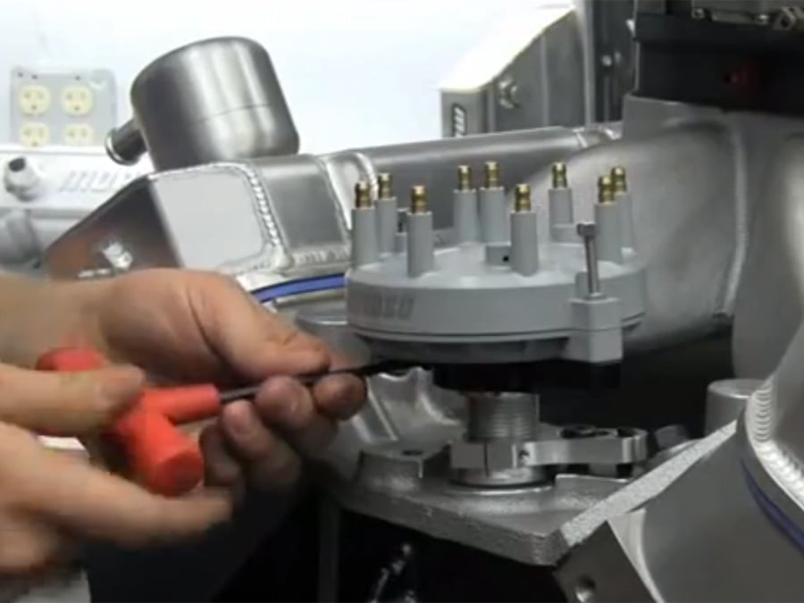Video How-To: Install A Moroso Crank Trigger Distributor