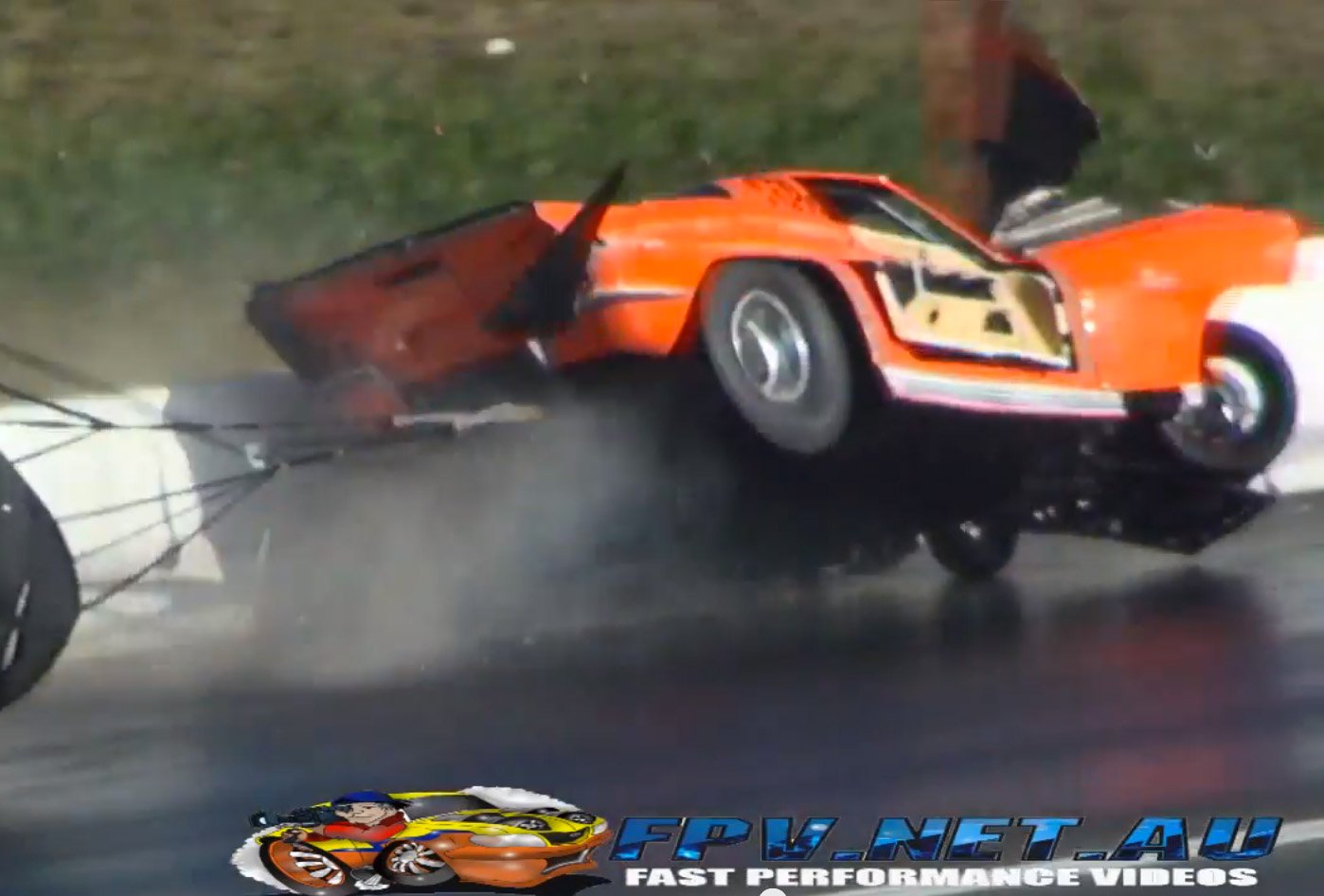 Video: Corvette Doorslammer Crash At Sydney Dragway In Australia