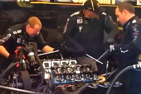 Video: Top Fuel Pit Ballet Captured With YouTube App