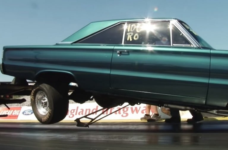 Video: Plymouth Belvedere Has Catastrophic Rearend Failure!