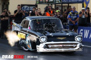 Funny Cars And Pro Mods: The Sydney Dragway's "Mega Race"