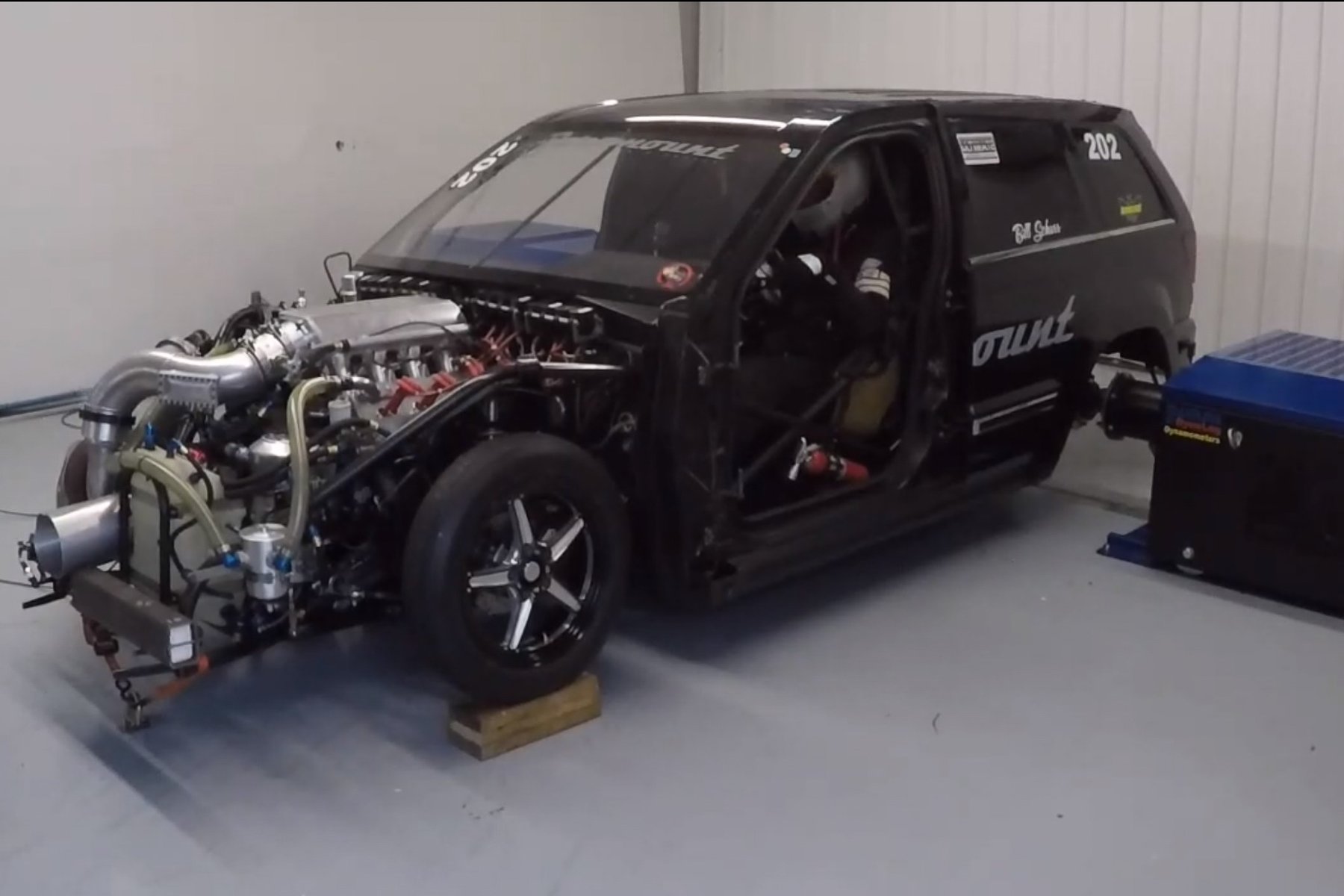 Millyard dodge v10 8000cc 500 HP